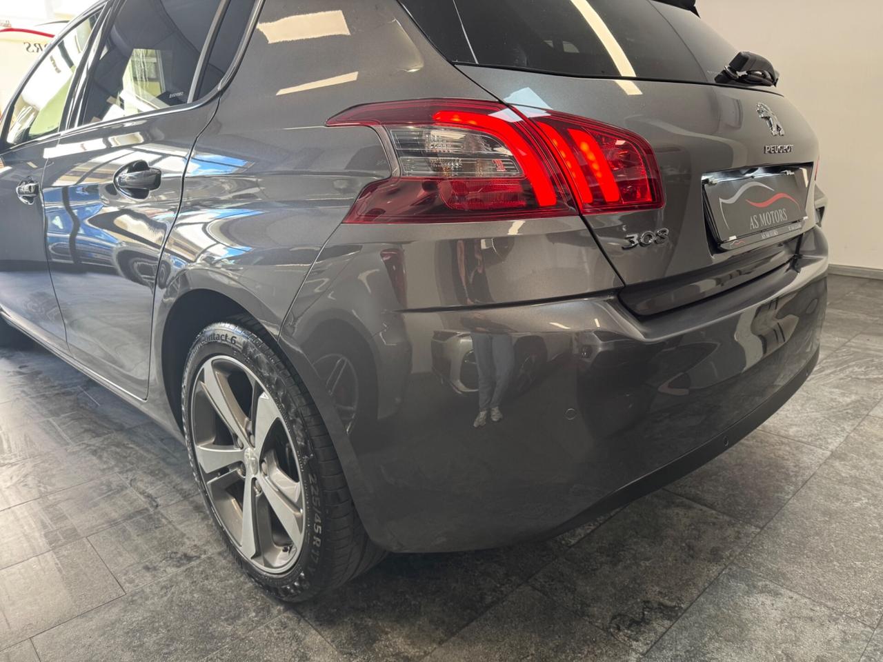 Peugeot 308 1.5 BlueHDi 130 S&S Allure