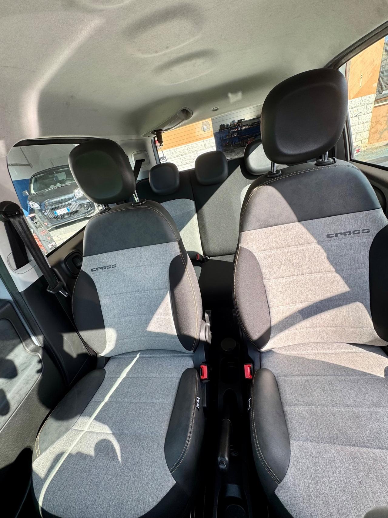 Fiat Panda 1.0 FireFly S&S Hybrid City Cross