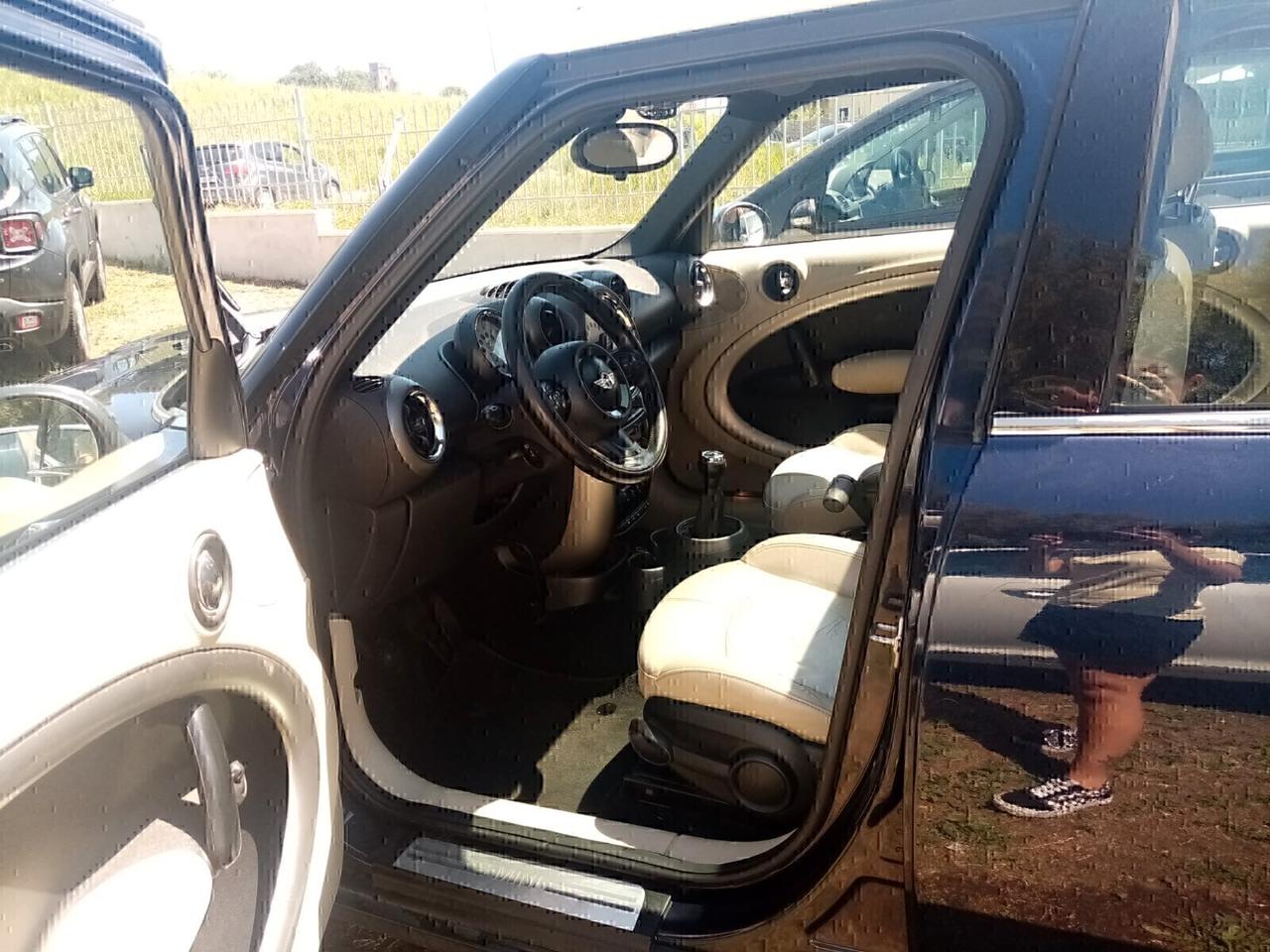 MINI 1.6 COOPER D COUNTRYMAN