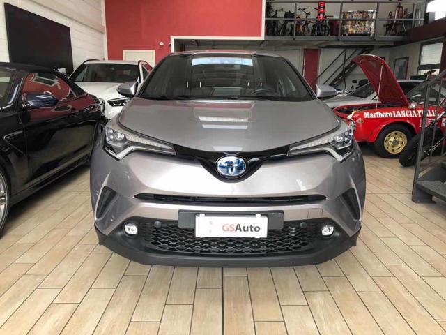 TOYOTA C-HR 1.8 Hybrid E-CVT Lounge