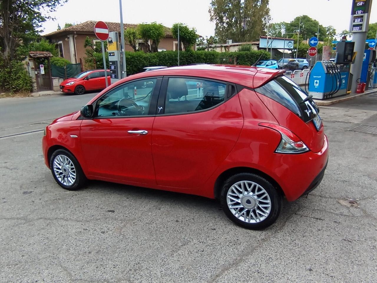 Lancia Ypsilon 1.2 69 CV Elefantino