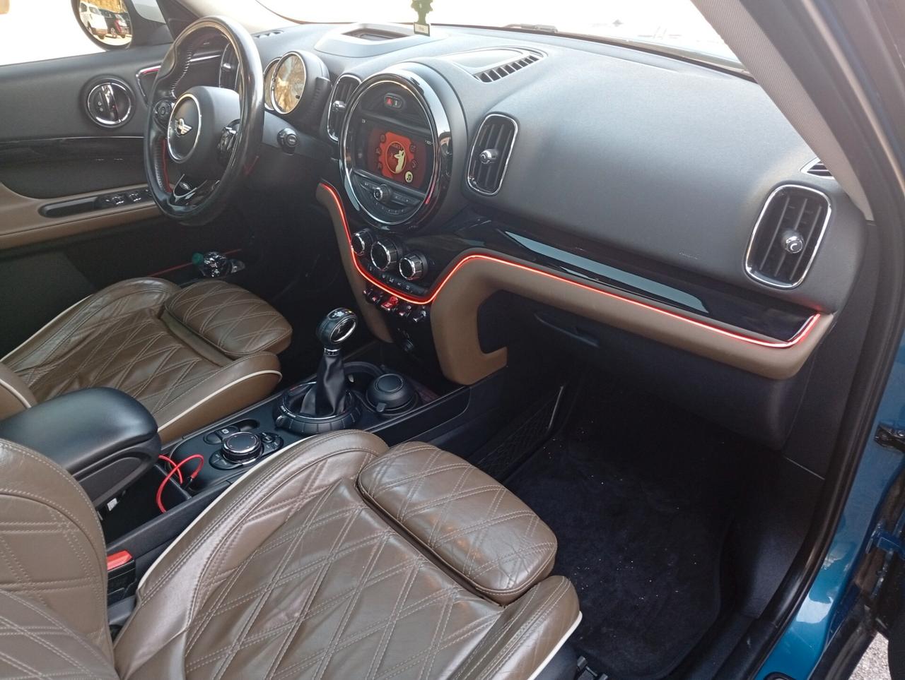 Mini Cooper D Countryman 2.0 Hype ALL4 Automatica