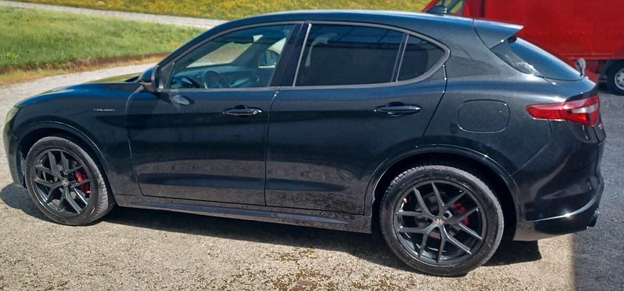 Alfa Romeo Stelvio 2.2 Turbodiesel 210 CV AT8 Q4 Veloce