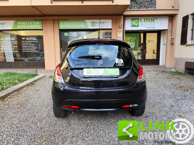 LANCIA Ypsilon 1.2 69 CV 5 porte GPL Ecochic Silver NEOPATENTATI