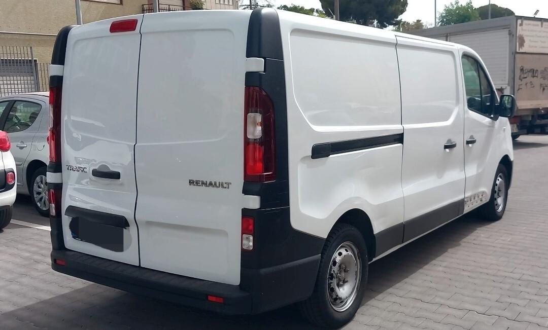 Renault Trafic 1.6 Diesel UTILIZZATO PER BREVI TRAGITTI