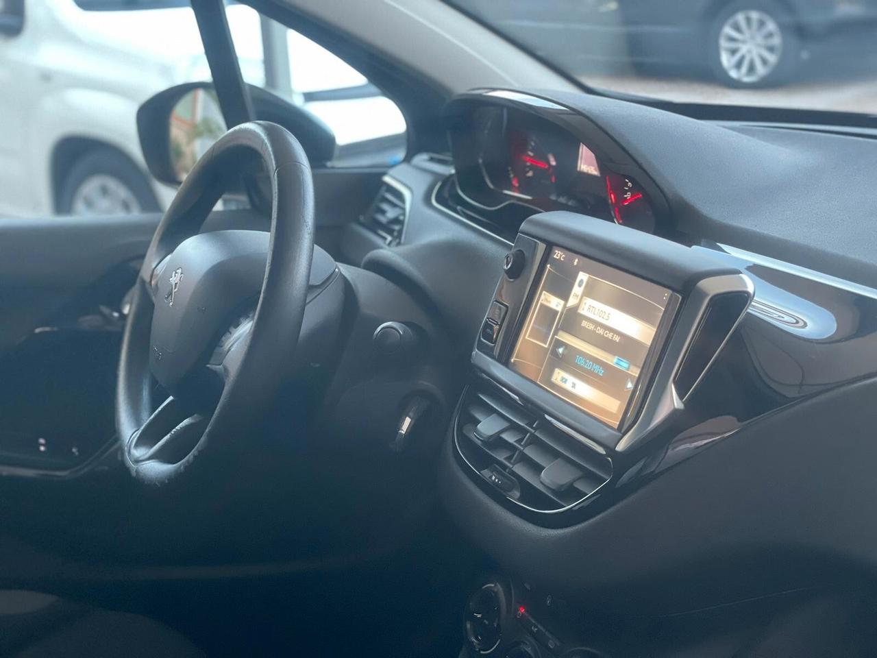 Peugeot 208 1.2 VTi 82 CV 5 porte Access
