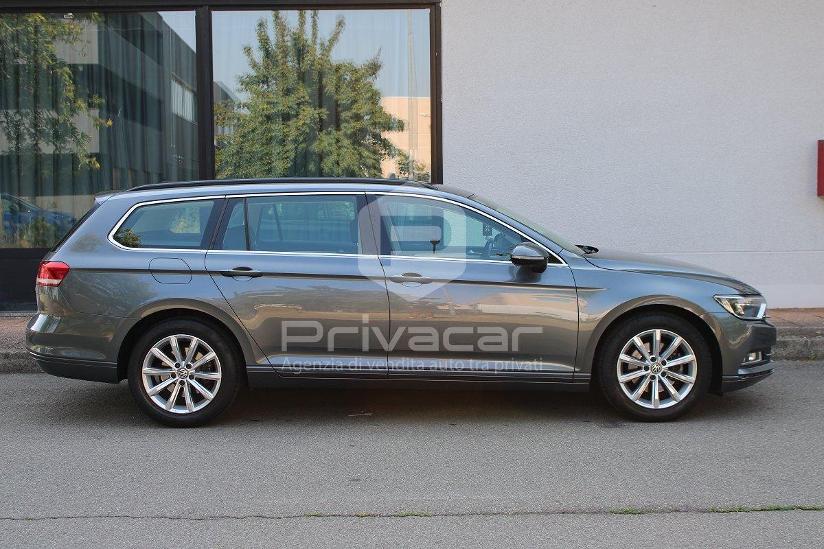 VOLKSWAGEN Passat Variant 2.0 TDI DSG Business BlueMotion Tech