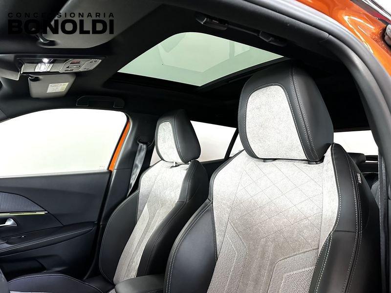 Peugeot 2008 motore elettrico 136 cv GT Full Led Tetto Neopat.