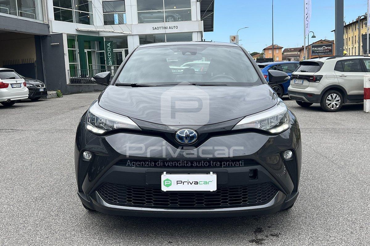 TOYOTA C-HR 1.8 Hybrid E-CVT Business
