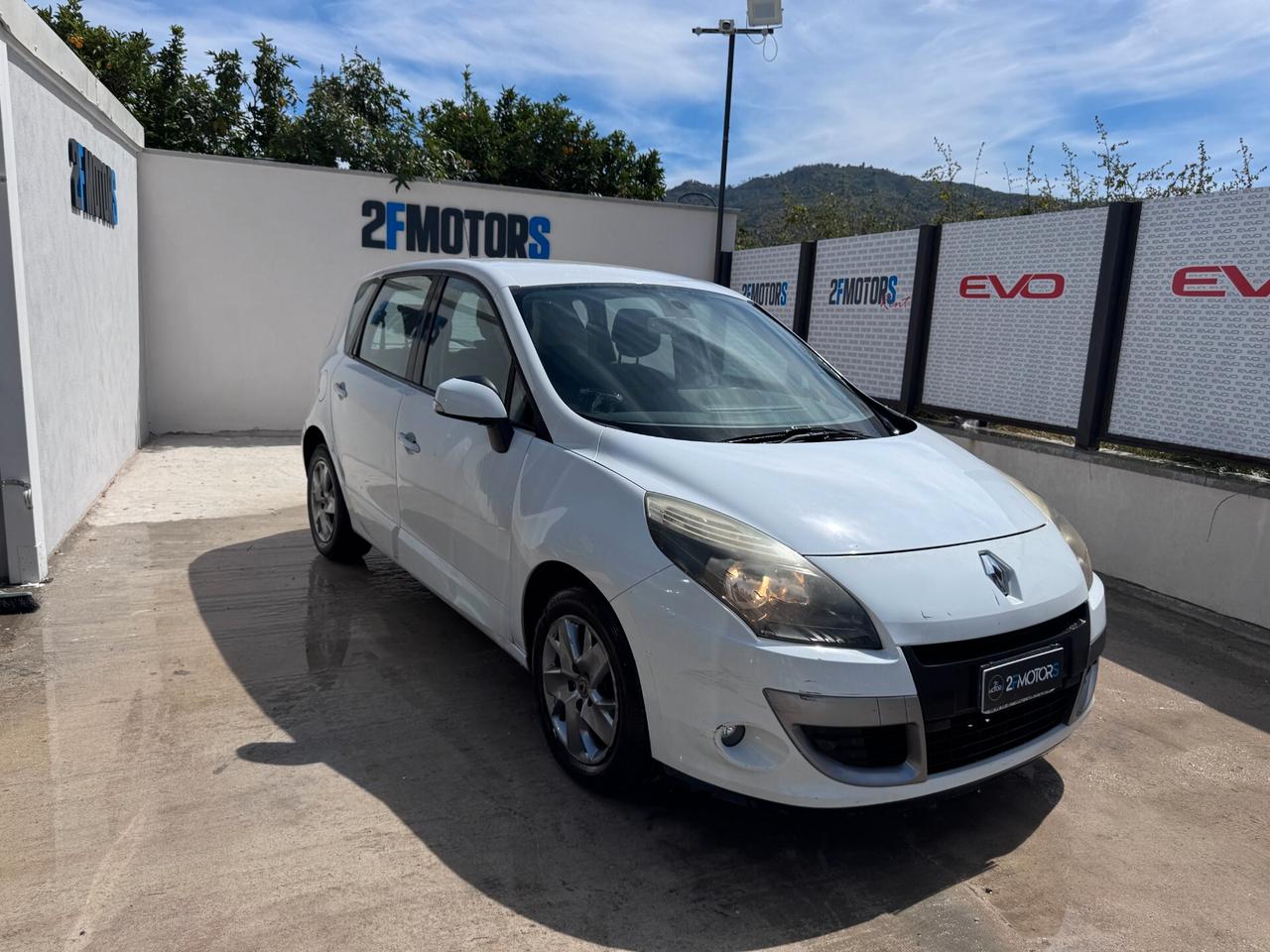 Renault Scenic 1.5 dci Dynamique 110cv
