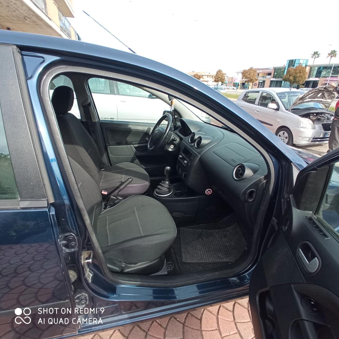 Ford Fiesta 1.4 TDCi 5p. Ghia