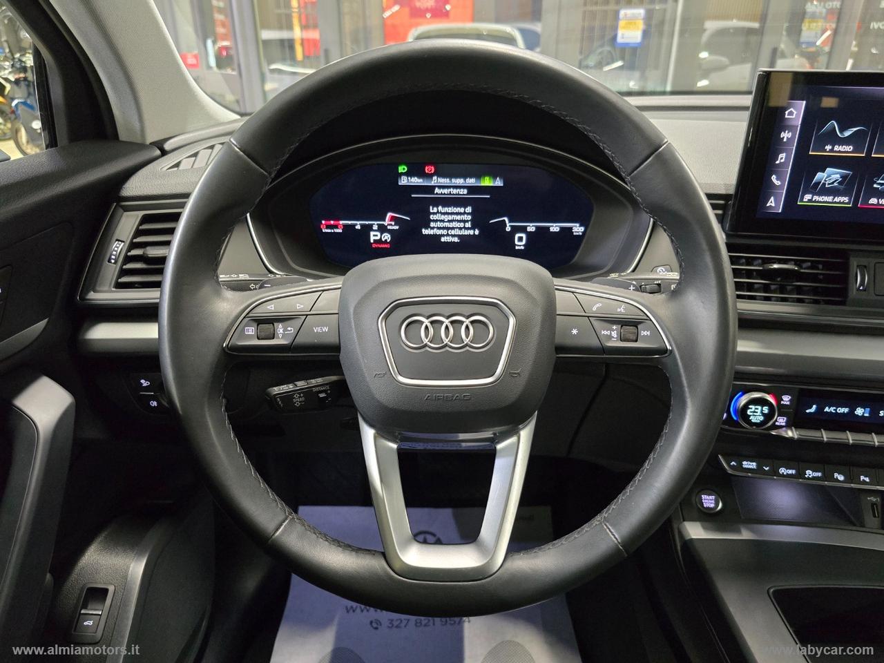 AUDI Q5 40 TFSI quattro S tronic Business Adv