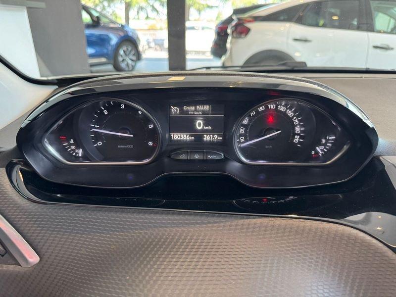 Peugeot 2008 1.6 BlueHDi 120 CV Féline