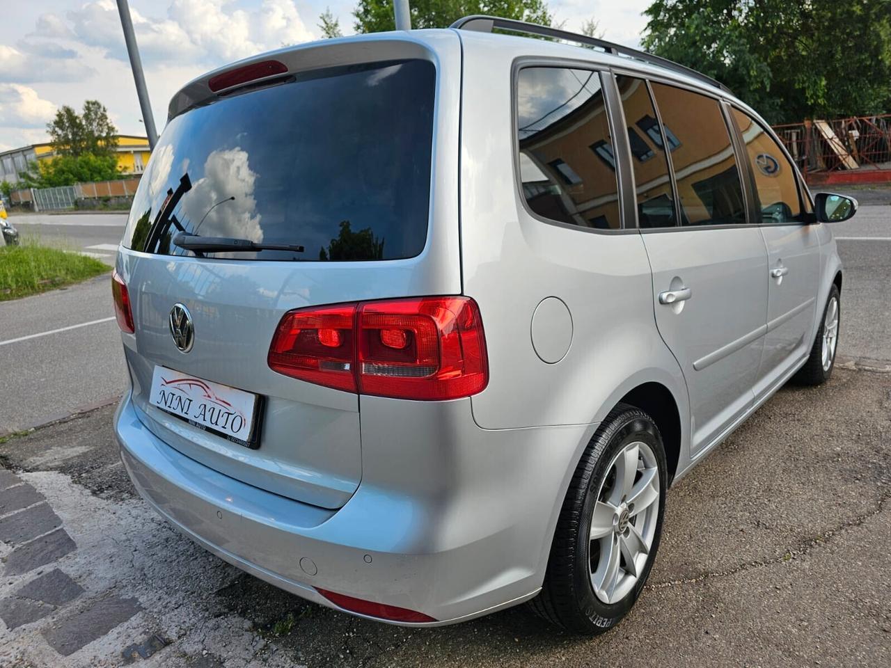 Volkswagen Touran 1.6 TDI 105cv DSG Trendline*Navi*Pdc*5Posti*