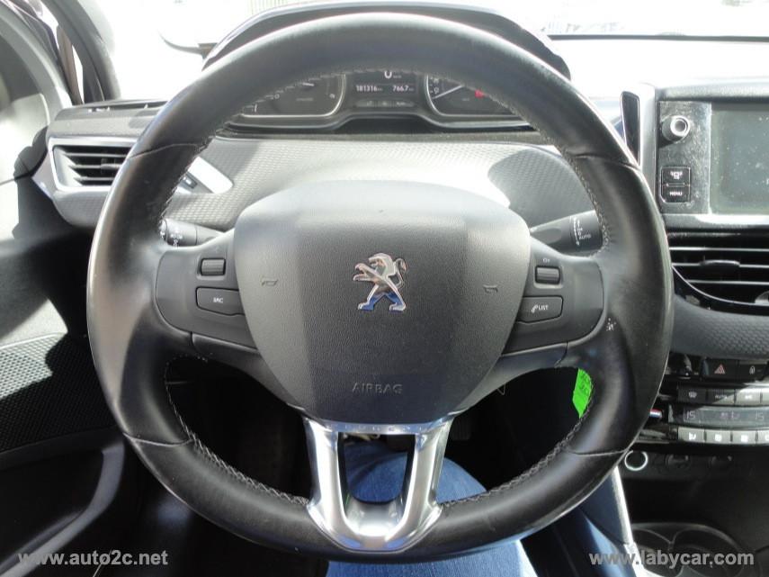 PEUGEOT 2008 1.6 e-HDi 92 CV S&S Urban Cross