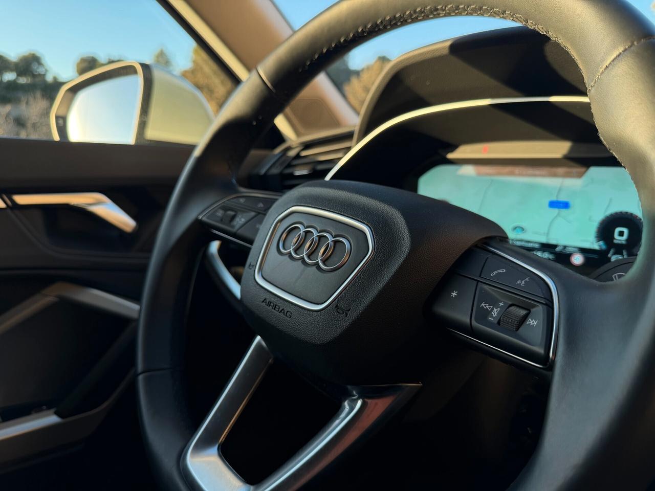 Audi Q3 SPB S-LINE/2.0 150CV/SOLO 37000KM/IVA ESPOSTA