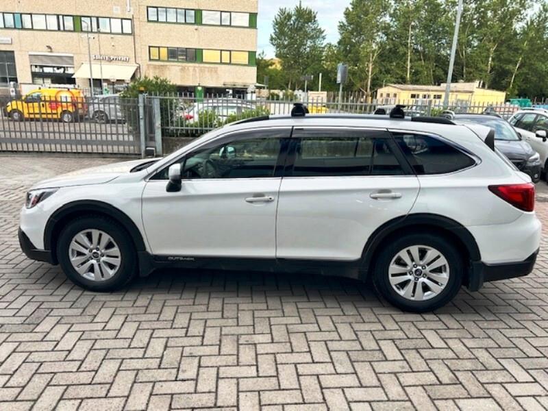 Subaru OUTBACK 2.0d Lineartronic Style - Unico proprietario - Gancio Traino -