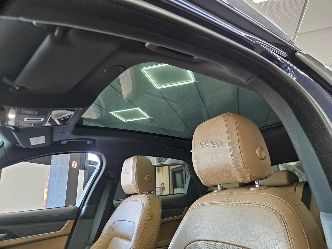 Jaguar F-Pace 2.0 D 204 CV AWD aut. SE