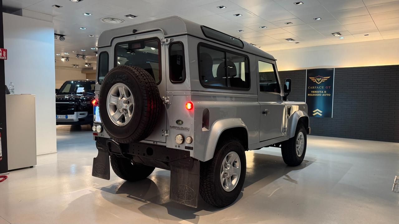 LAND ROVER DEFENDER 2.4D 122CV - 2010