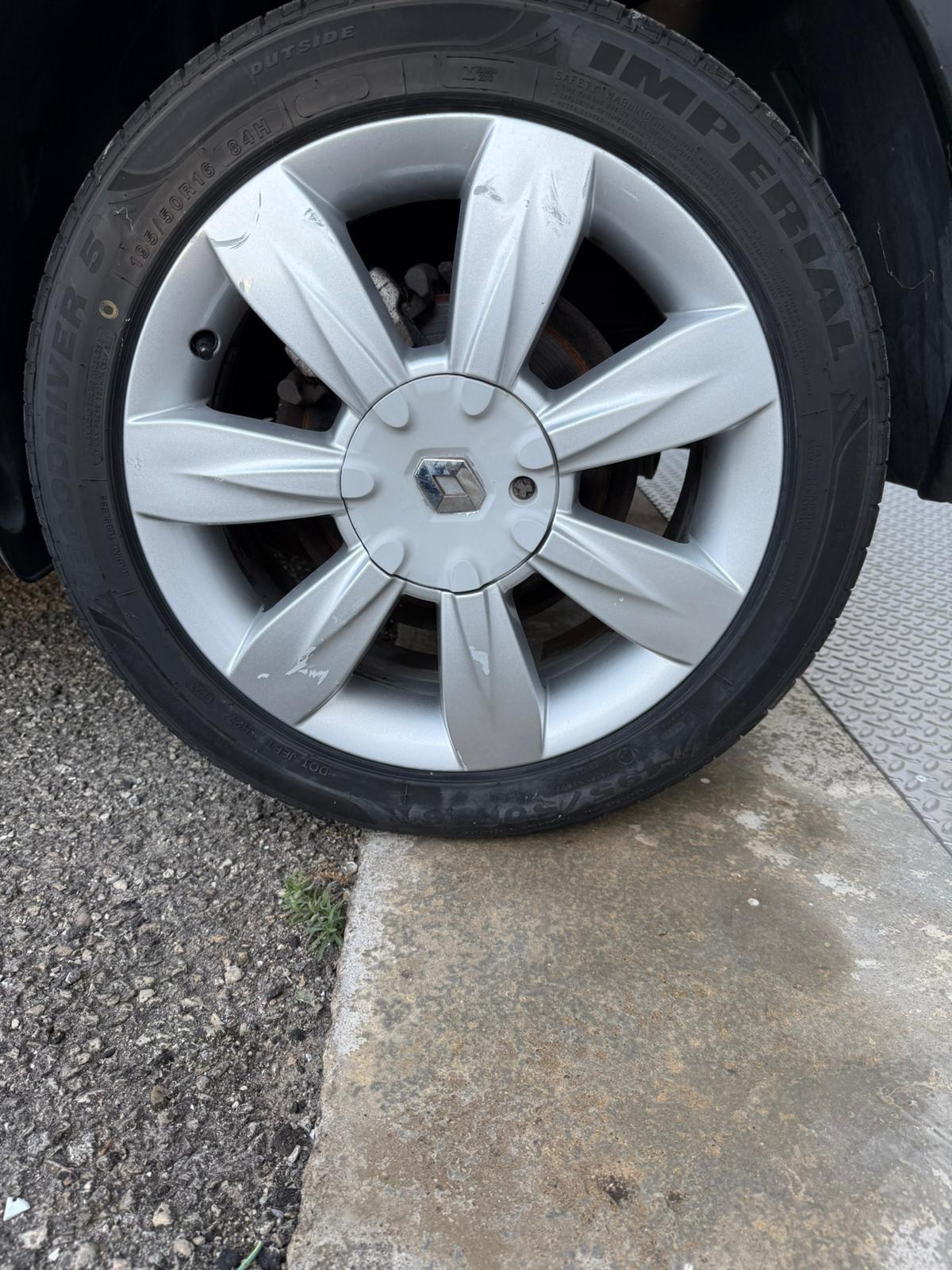 Renault Clio 1.5 dCi - NEOPATENTATI