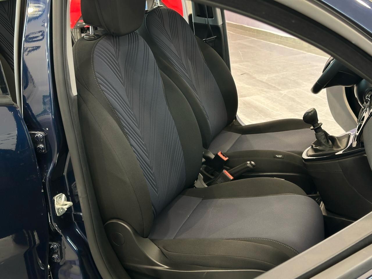 Lancia Ypsilon 1.0 FireFly 5 porte S&S Hybrid Ecochic Silver
