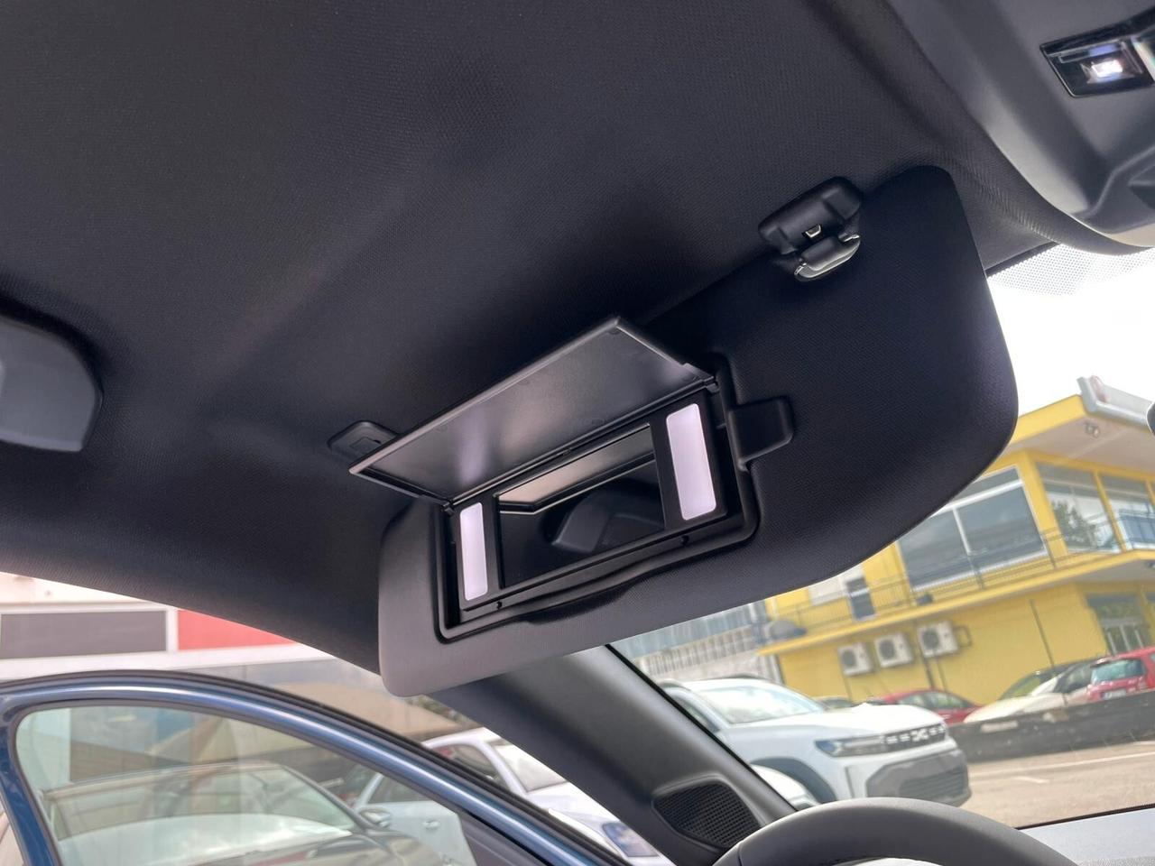 Lancia Ypsilon Hybrid e-DCT Edizione Cassina