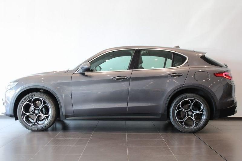 Alfa Romeo Stelvio 2.2 Turbodiesel 210 CV AT8 Q4 Ex