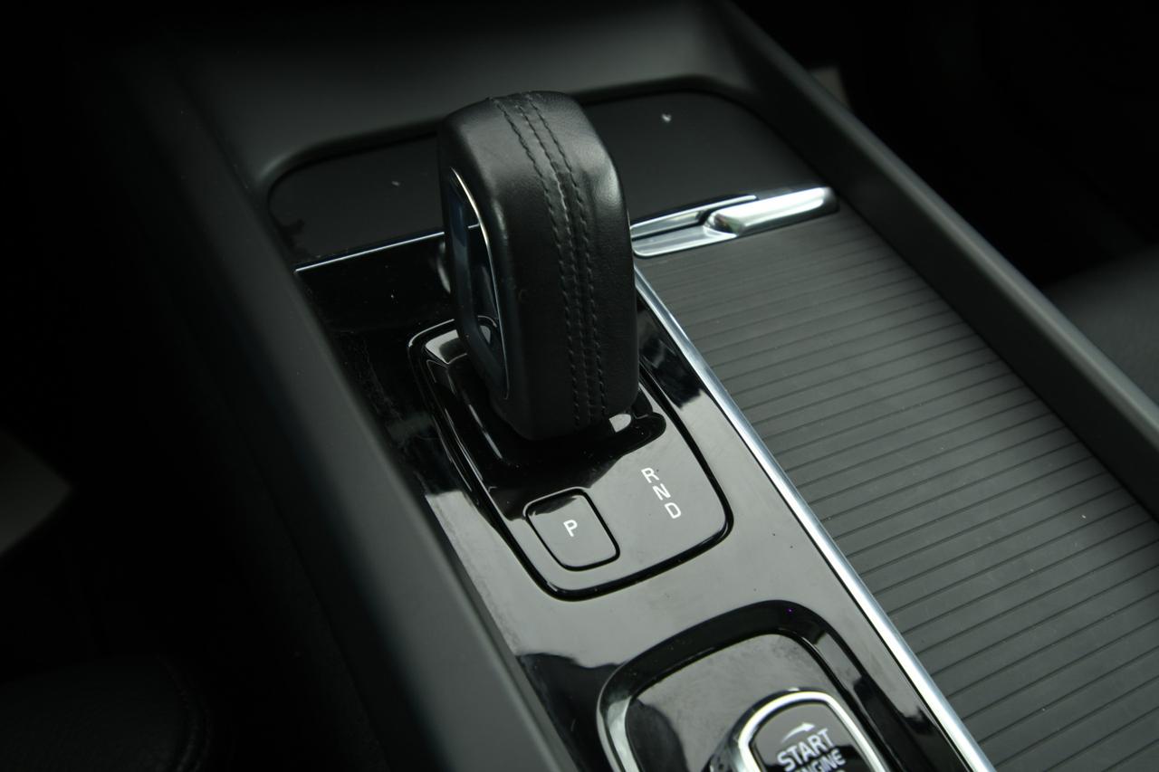 VOLVO XC60 2.0 t6 phev Inscription awd auto SOSPENSIONI+TETTO PANO+PELLE