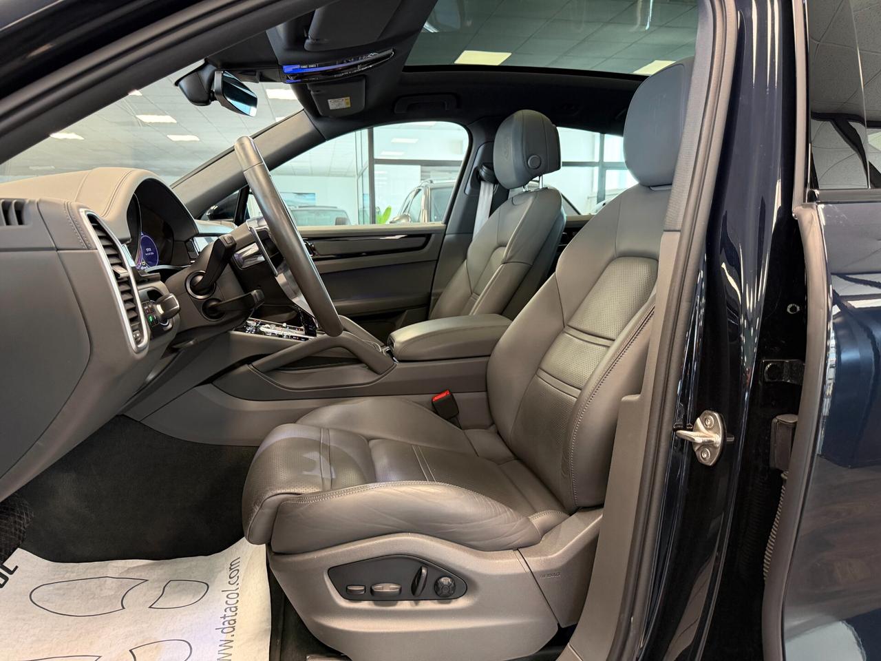 Porsche Cayenne 3.0 V6 Platinum Edition