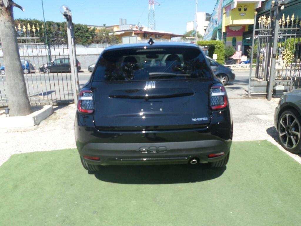 Fiat 600 Hybrid 100 CV DCT MHEV La Prima