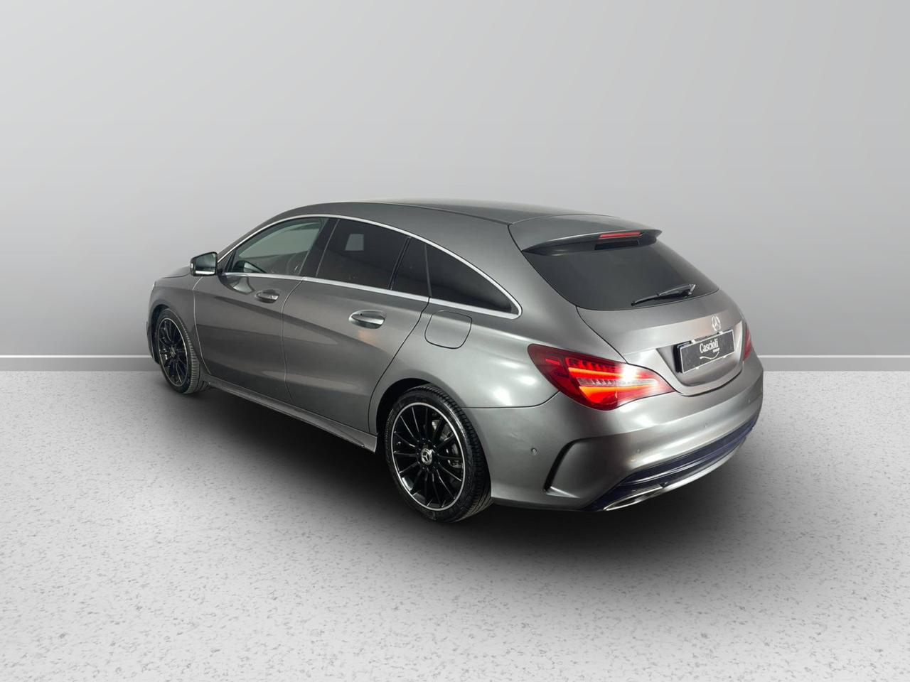 Mercedes-Benz CLA Shooting Brake - X117 - CLA Shooting Brake 220 d Premium 4matic auto FL