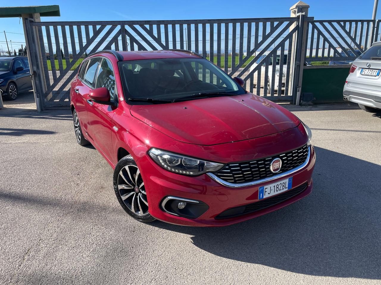 Fiat Tipo 1.3 Mjt 95CV SW Lounge-NAVIGATORE-RETROCAMERA