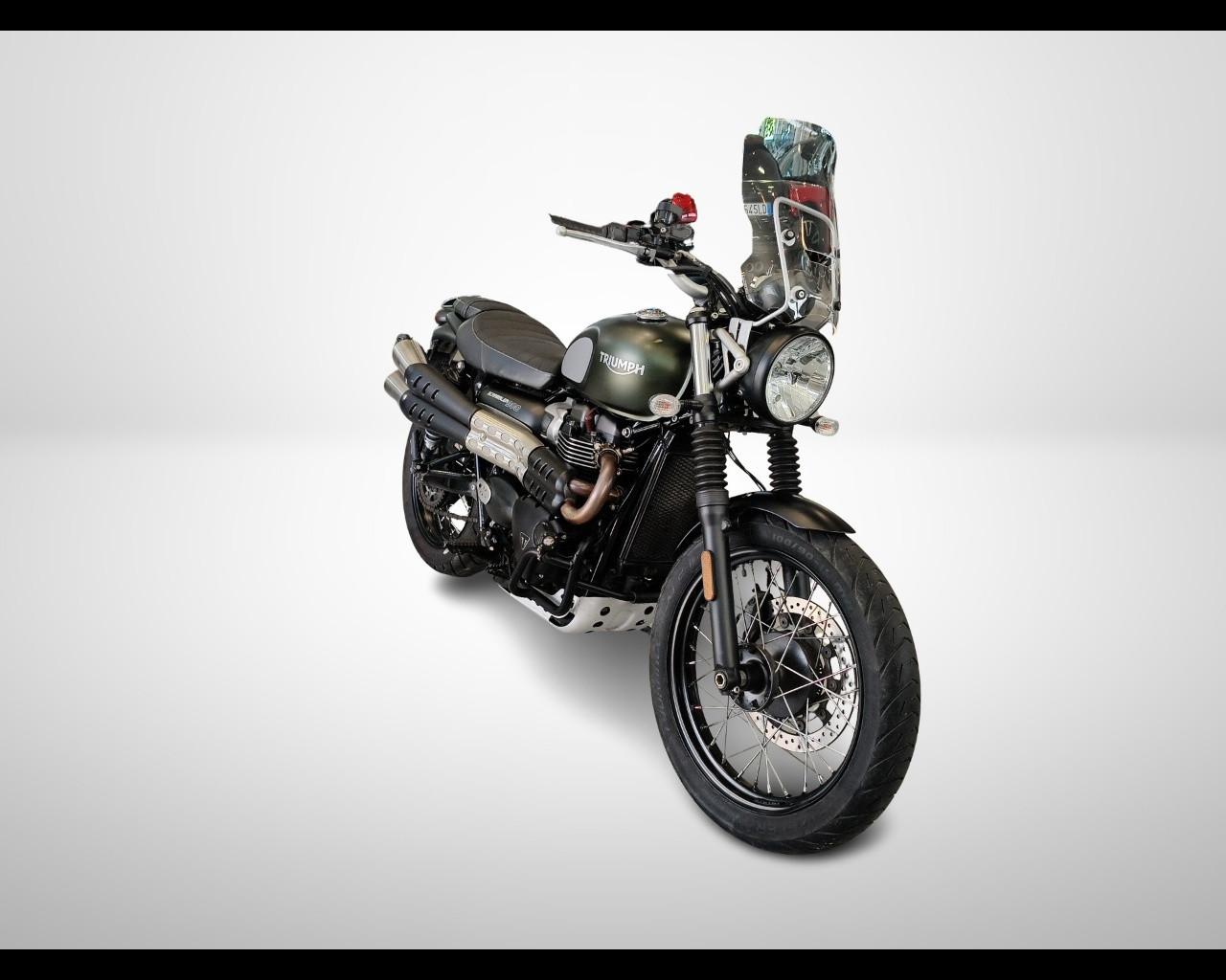 TRIUMPH Scrambler 900 - Chrome Edition