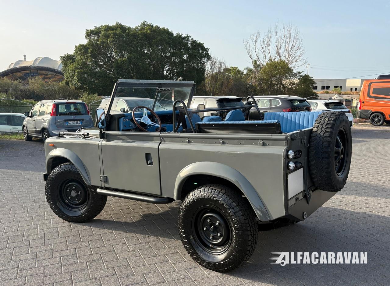 Land Rover Series III