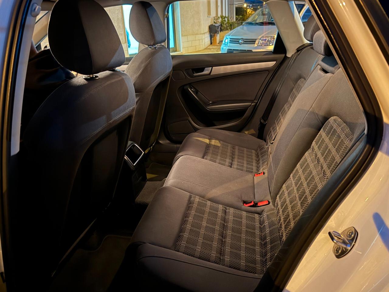 Audi A4 Avant 2.0 TDI ultra 136CV Business