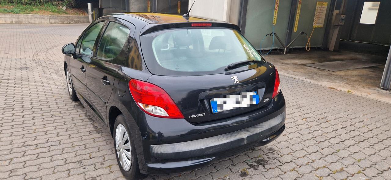 PEUGEOT 207 1.4 GPL 5 PORTE NEOPATENTATI