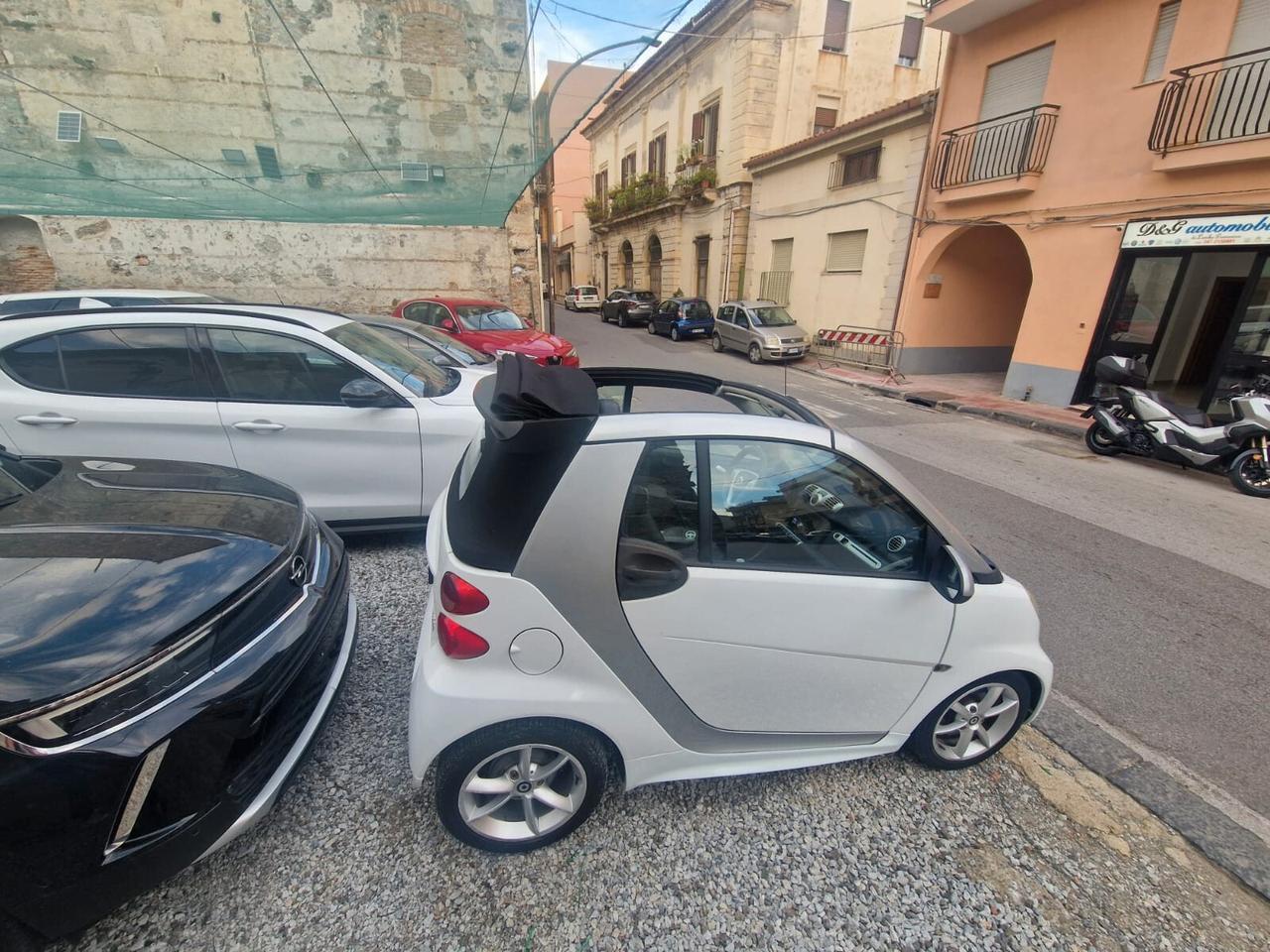 Smart ForTwo 1000 52 kW MHD cabrio pulse