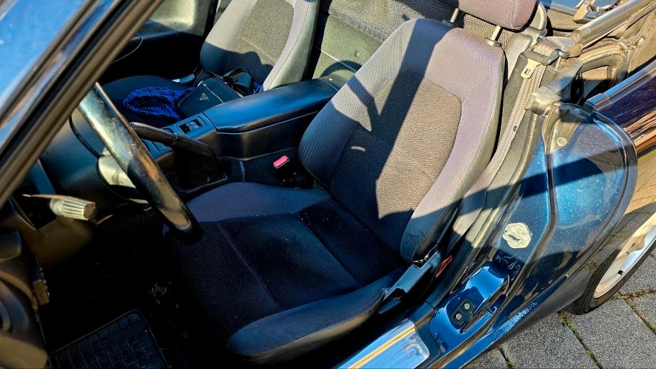 Mazda MX5 1.6 SPIDER ROADSTER