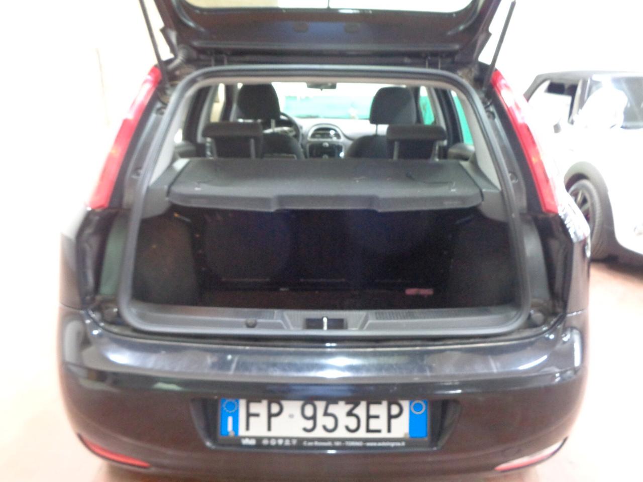 Fiat Punto 1.2 8V 5 porte Street
