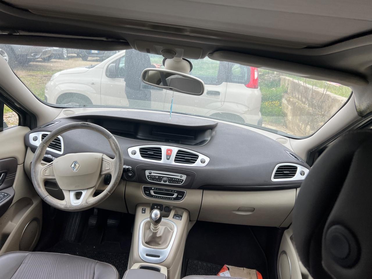 Renault Scenic Scénic 1.9 dCi 130CV Dynamique