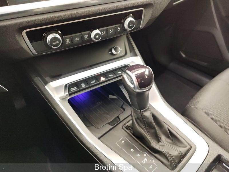 Audi Q3 Sportback 45 TFSI e S tronic Business Plus