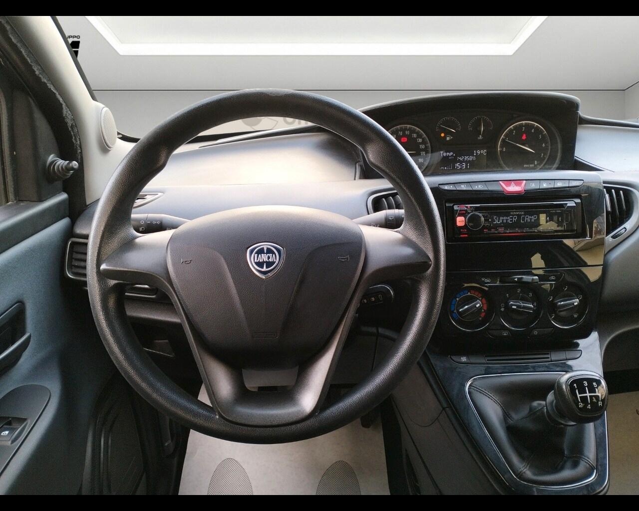 LANCIA Ypsilon 3ª serie Ypsilon 1.2 69 CV 5 po...