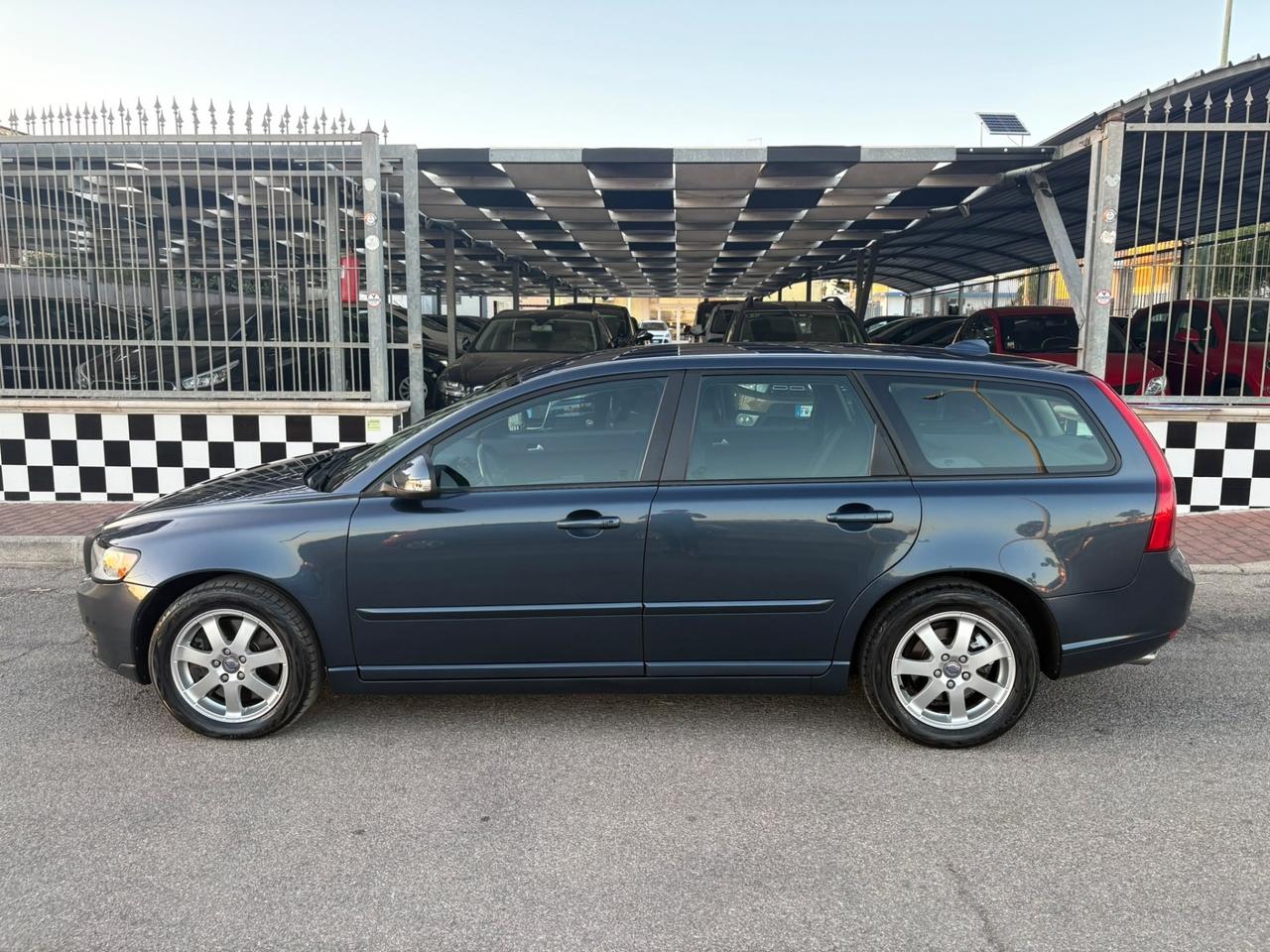 Volvo V50 D4 Momentum Gancio Unipro 2010