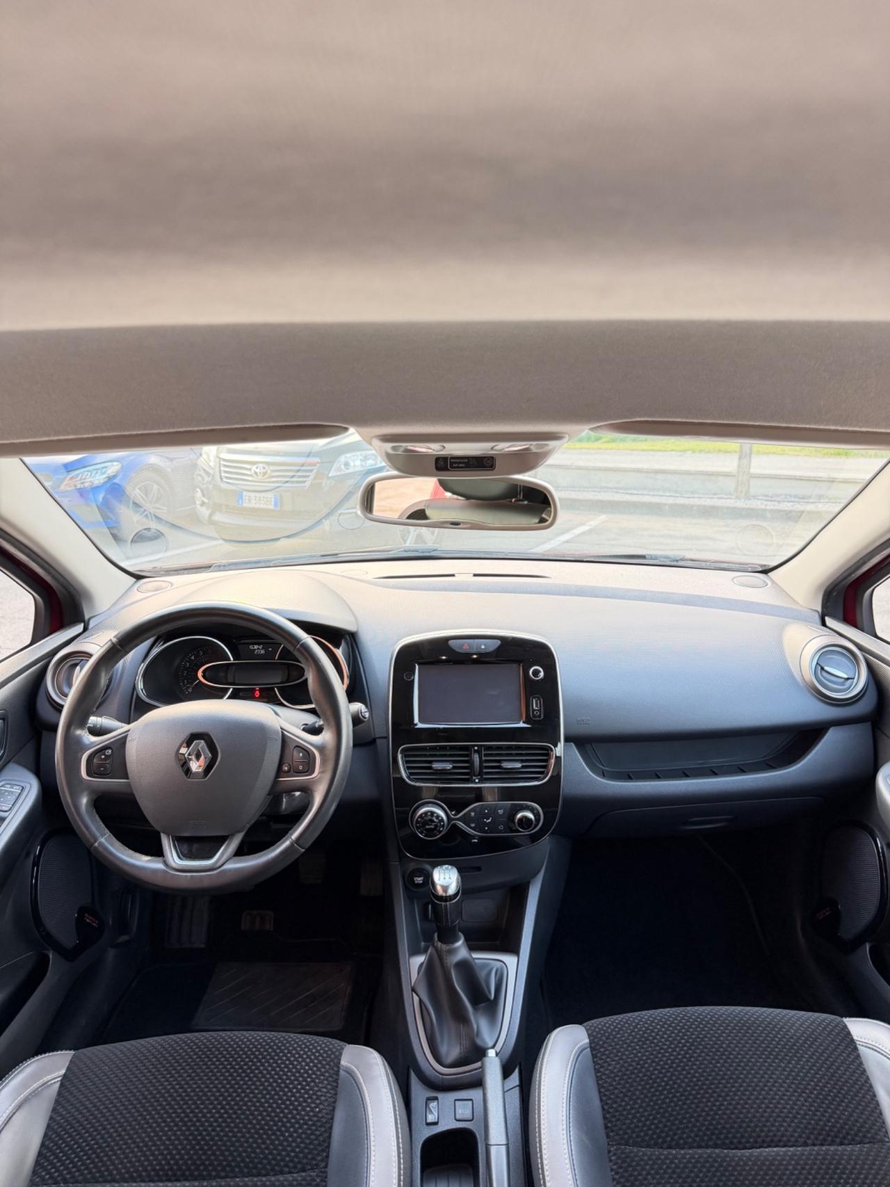 Renault Clio TCe 12V 90CV Start&Stop 5 porte Energy Intens