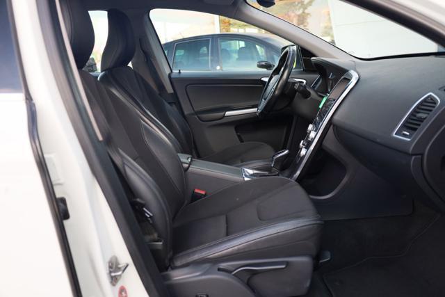 VOLVO XC60 D4 Geartronic Business