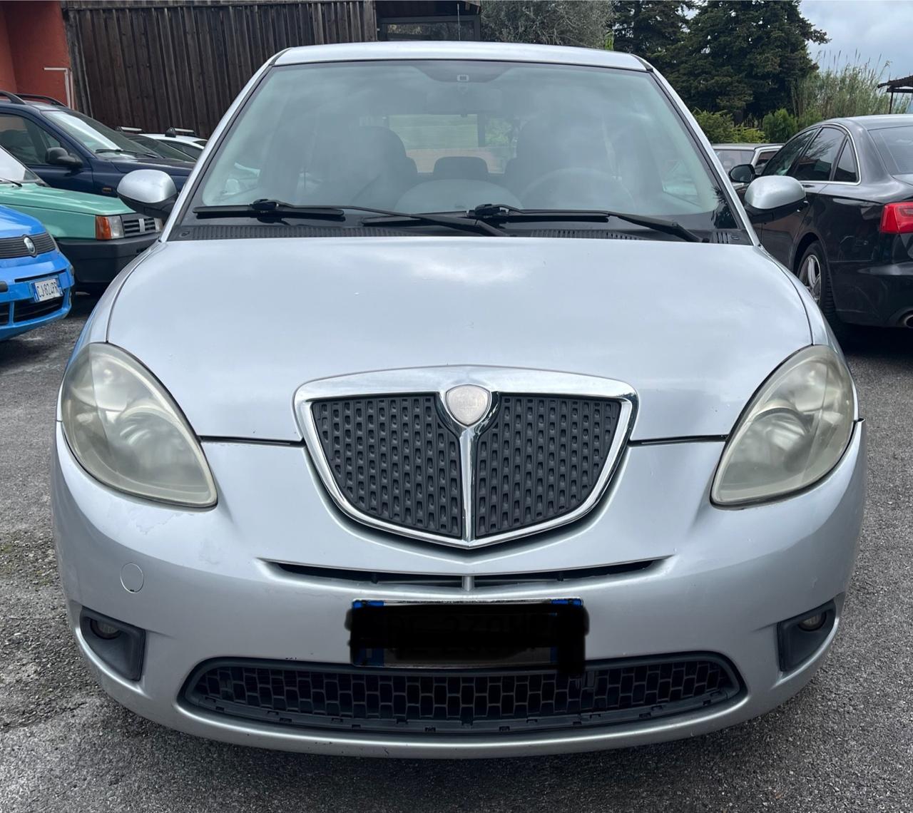 Lancia Ypsilon 1.3 MJT 90 CV -Km207000-