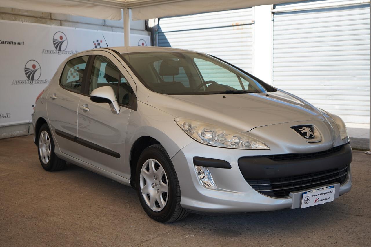 Peugeot 308 1.6 HDi 90CV 5 porte