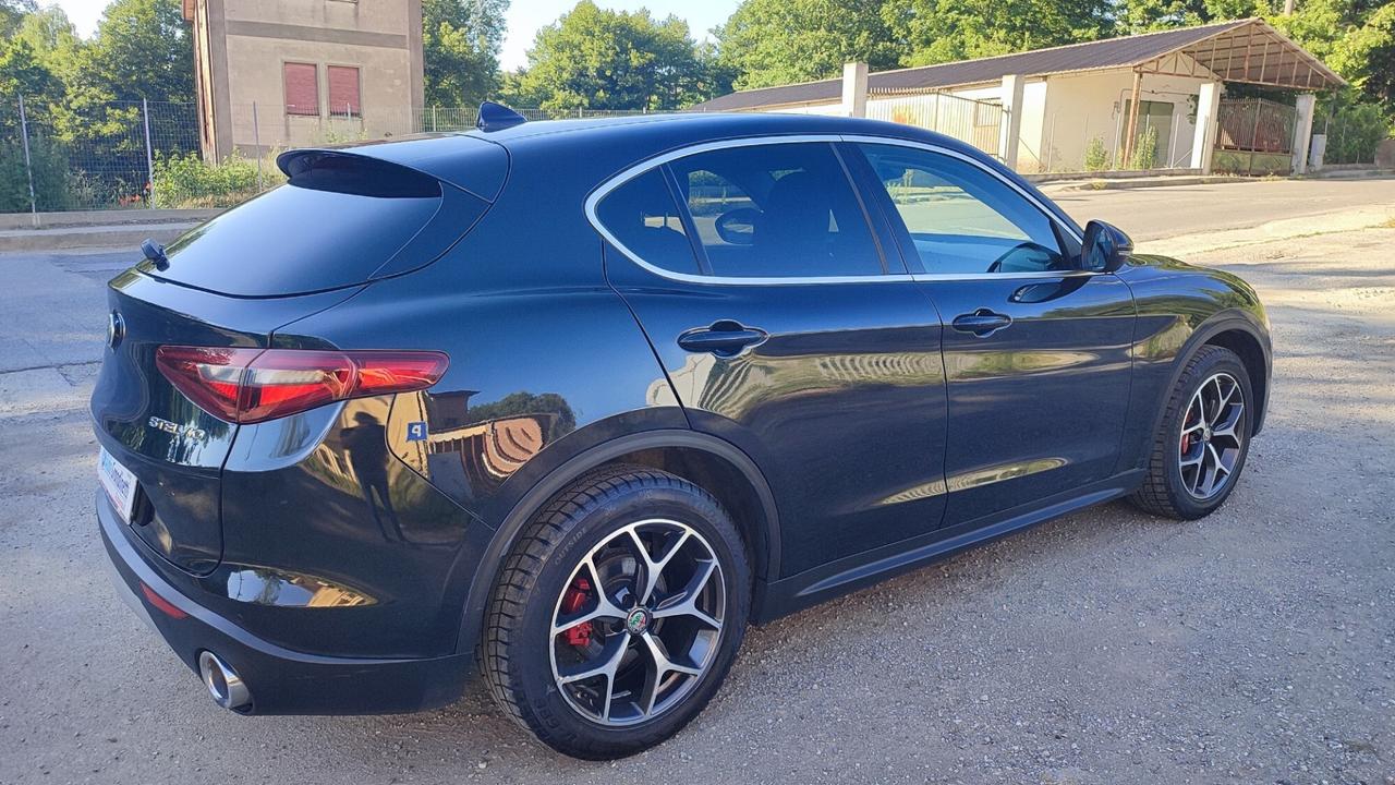ALFA ROMEO STELVIO 2.2 TD 190CV EXECUTIVE RWD