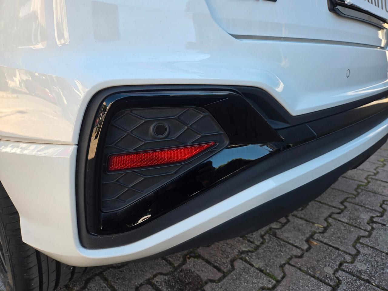 Audi Q2 30 TDI IDENTITY BLACK