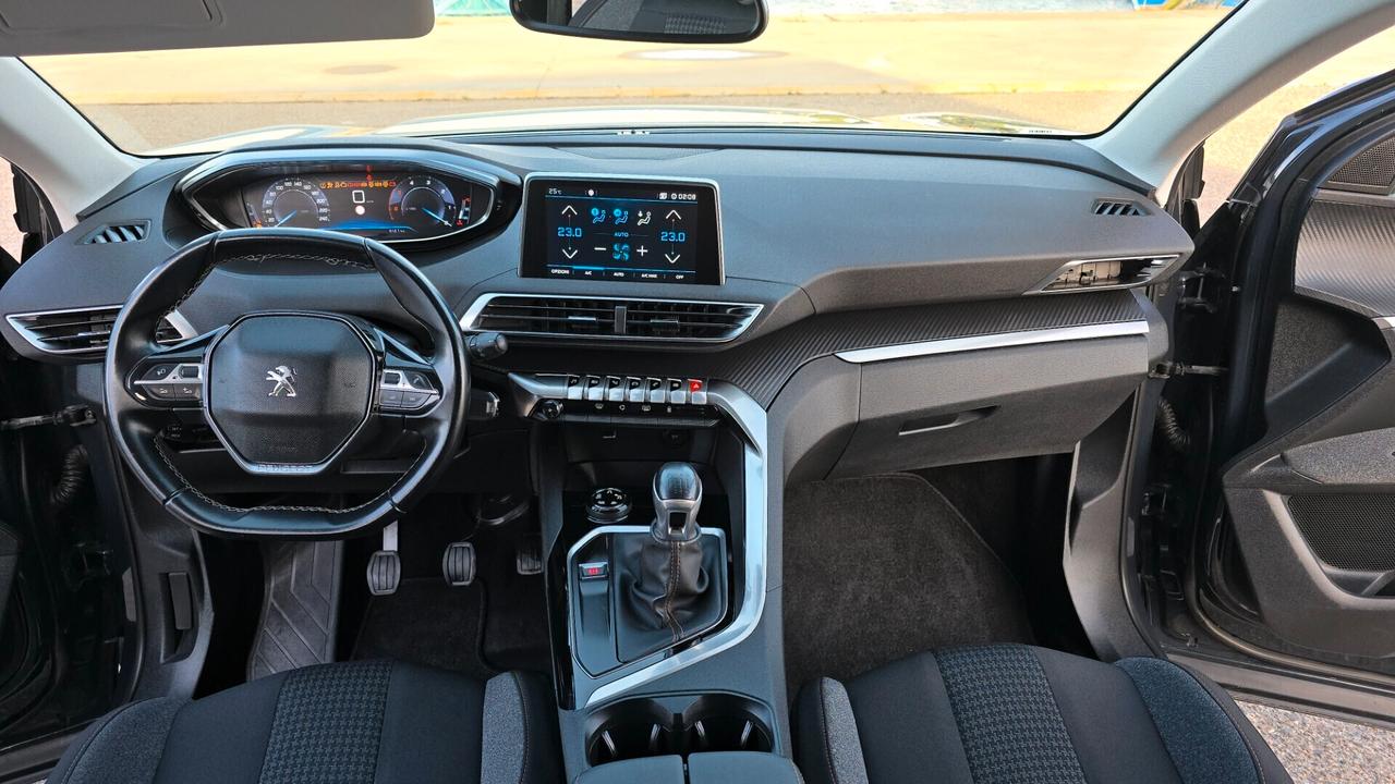 Peugeot 3008 BlueHDi 130 S&S Business